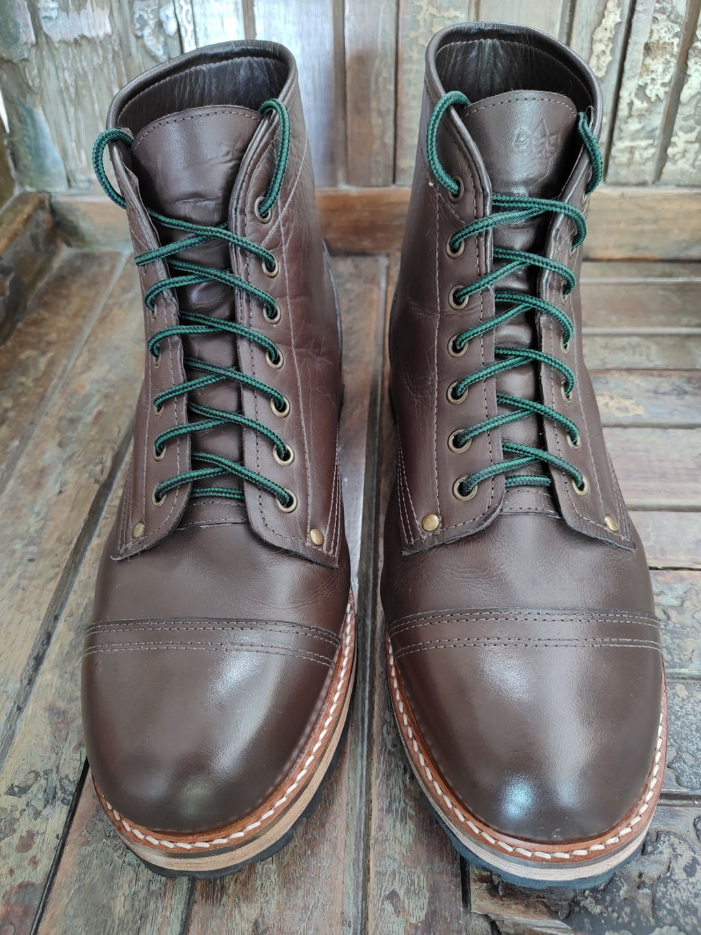 Bota Nine Six 1824 Latego Café em Couro Legítimo com Solado