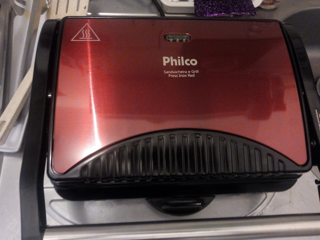 Sanduicheira e Grill Philco Press Inox Red Vermelho Sanduicheira