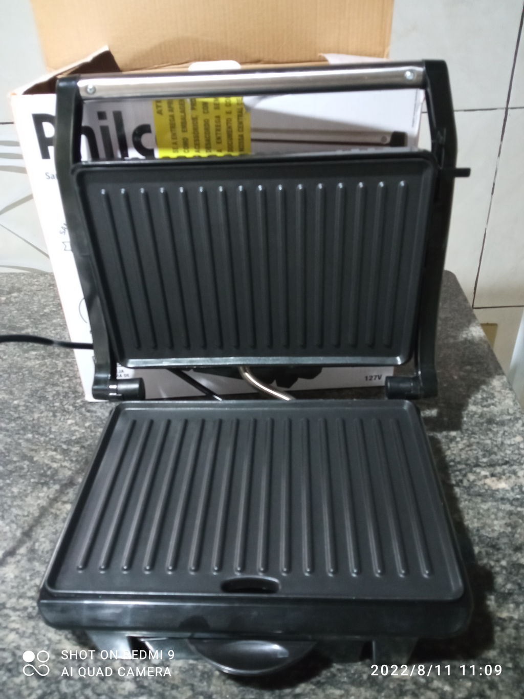 Sanduicheira e Grill Philco Press Inox Red Ponto