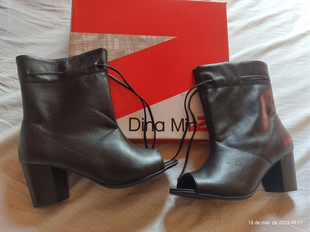 OPEN BOOT COURO PELICA DINA MIRTZ REF 20796 | Fino Raro - Site 100