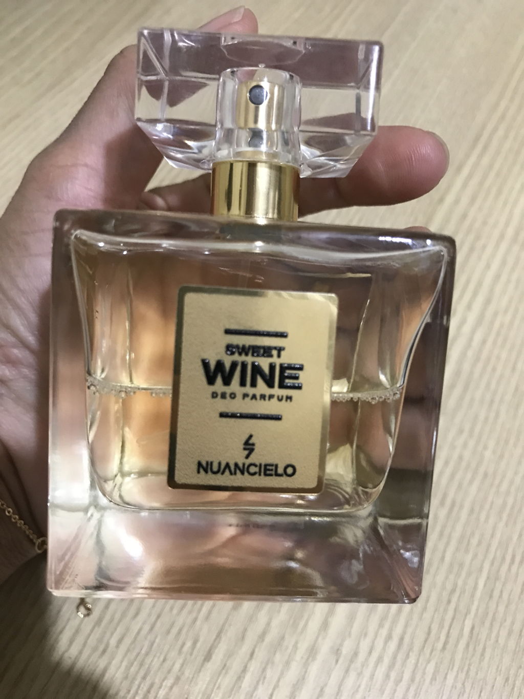 NUANCIELO SWEET WINE DEO PARFUM 香水 SWEET WINE | Nuancielo