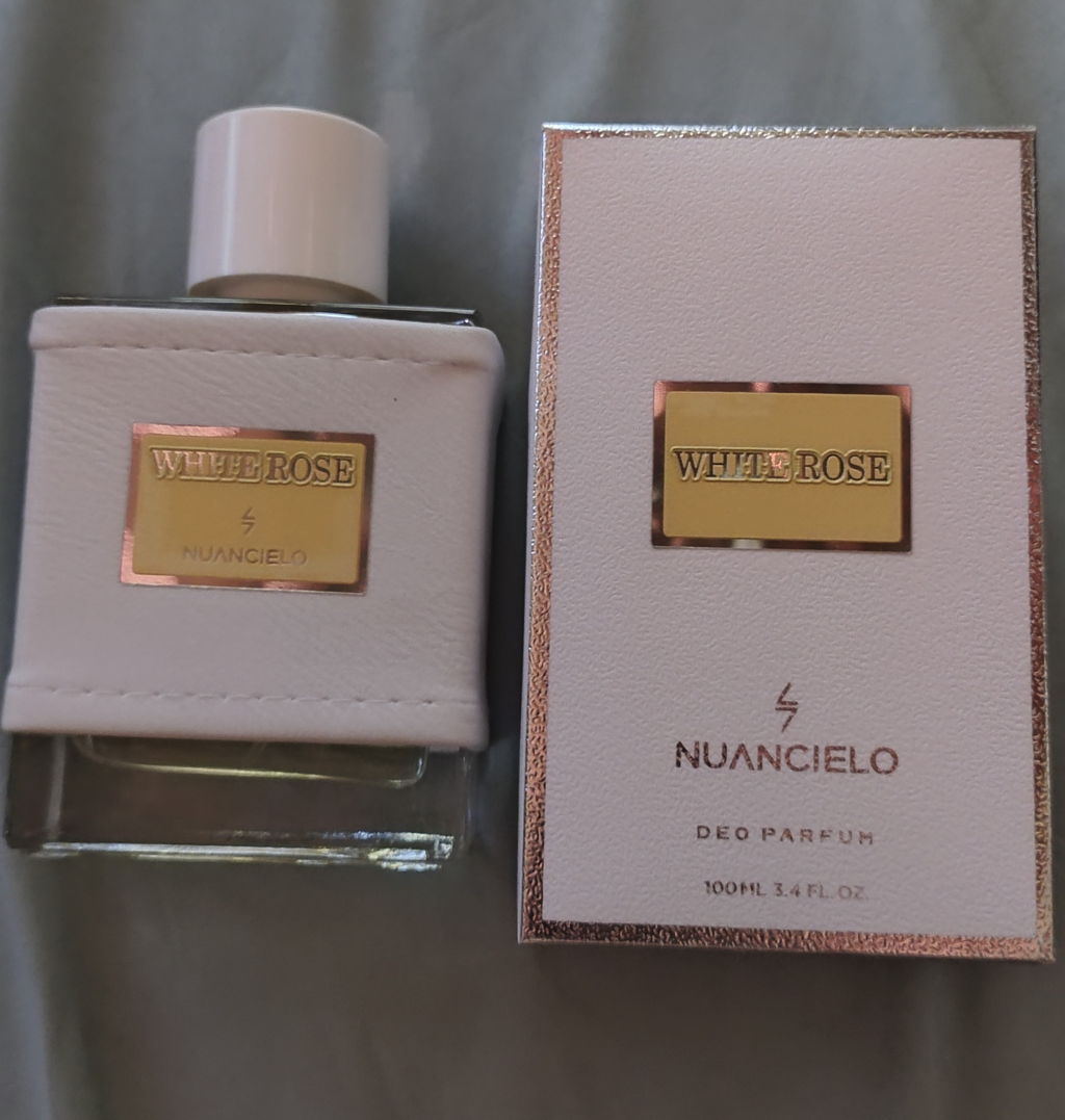 WHITE ROSE Nuancielo
