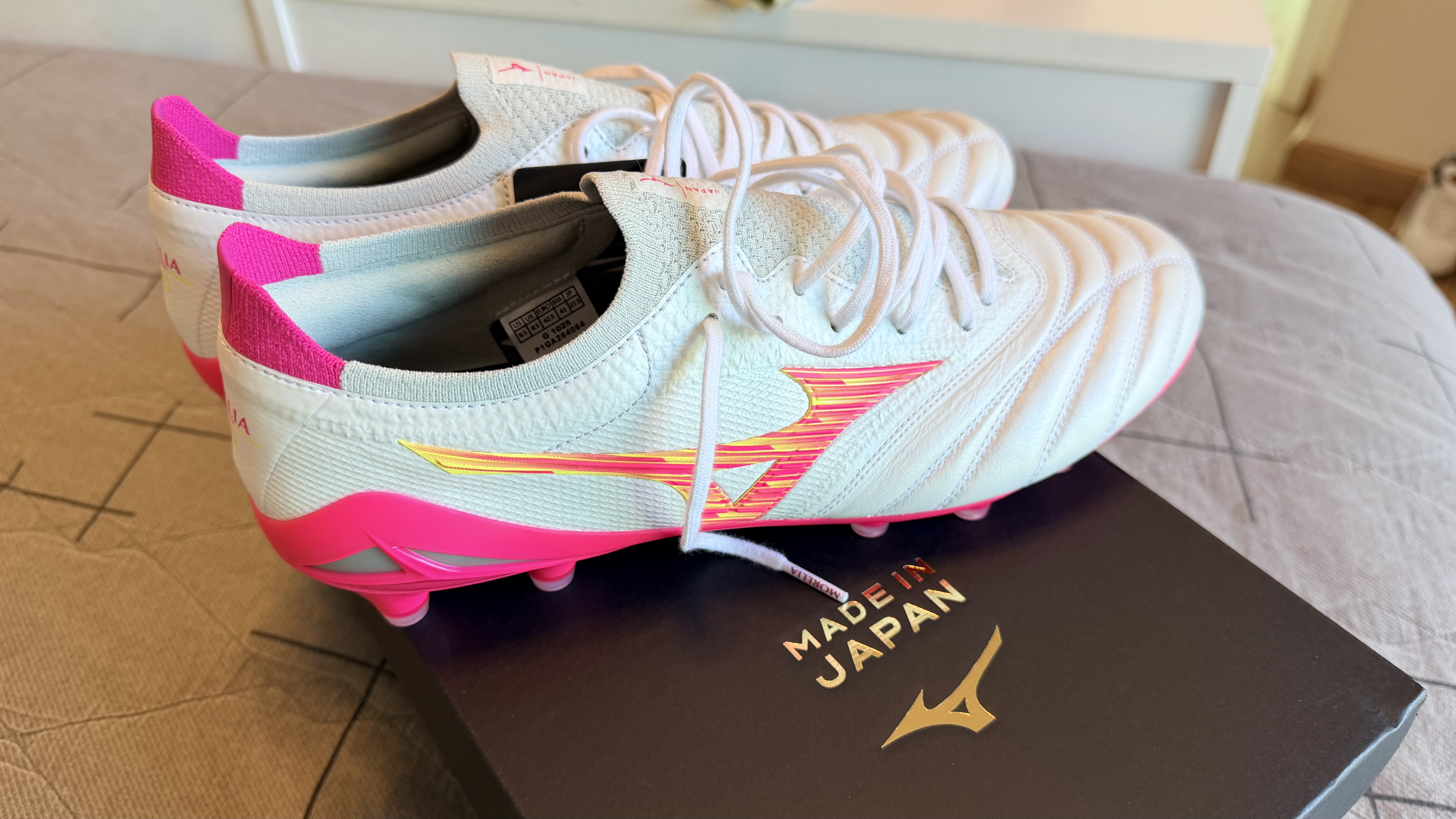 Chuteira de Campo Mizuno Morelia Neo IV Beta Japan