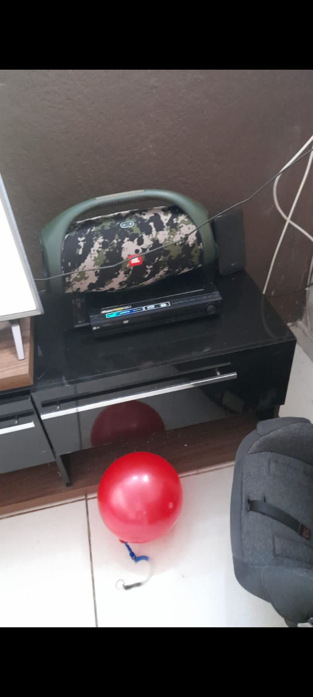 Caixa de Som Portátil JBL Boombox Black Friday