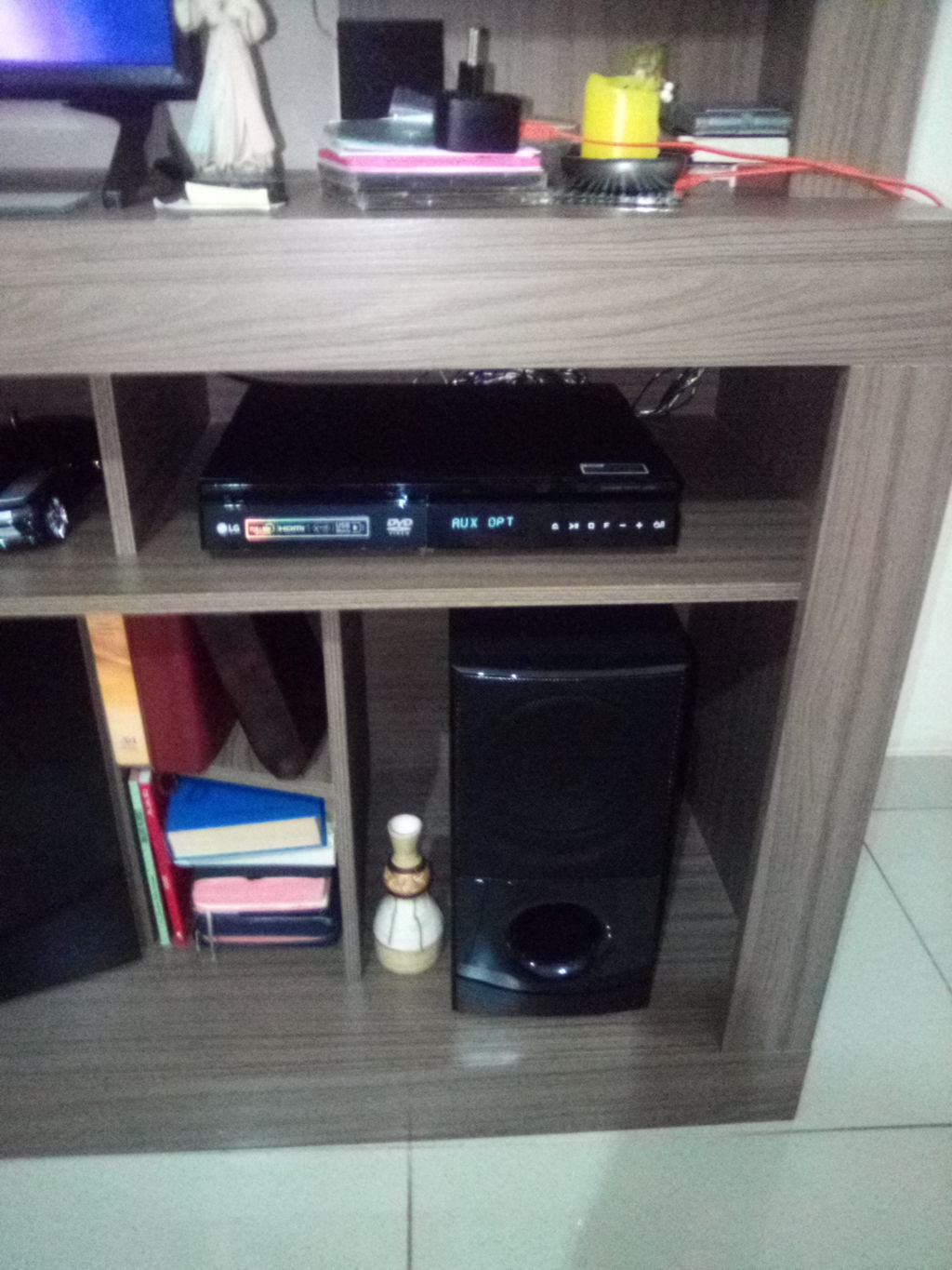 Home Theater LG LHD625 5.1 Canais com Bluetooth, Rádio FM, HDMI